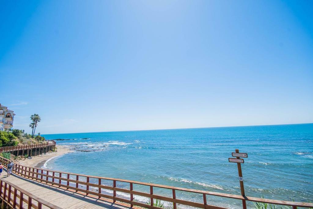 Apartamento Club Algaida Beach Apartment Sitio de Calahonda Екстериор снимка